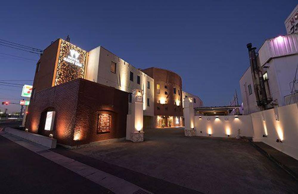 Hotel Happy Kiss 双葉店(ホテル ハッピーキッス フタバテン)の画像1枚目