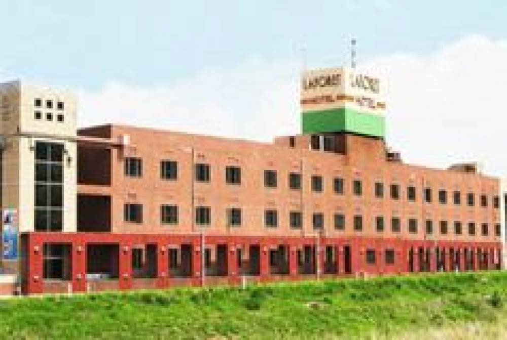 ラフォーレ諏訪(ラフォーレスワ)の画像1枚目