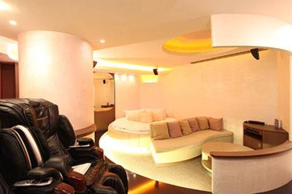 マニスホテルの画像2枚目