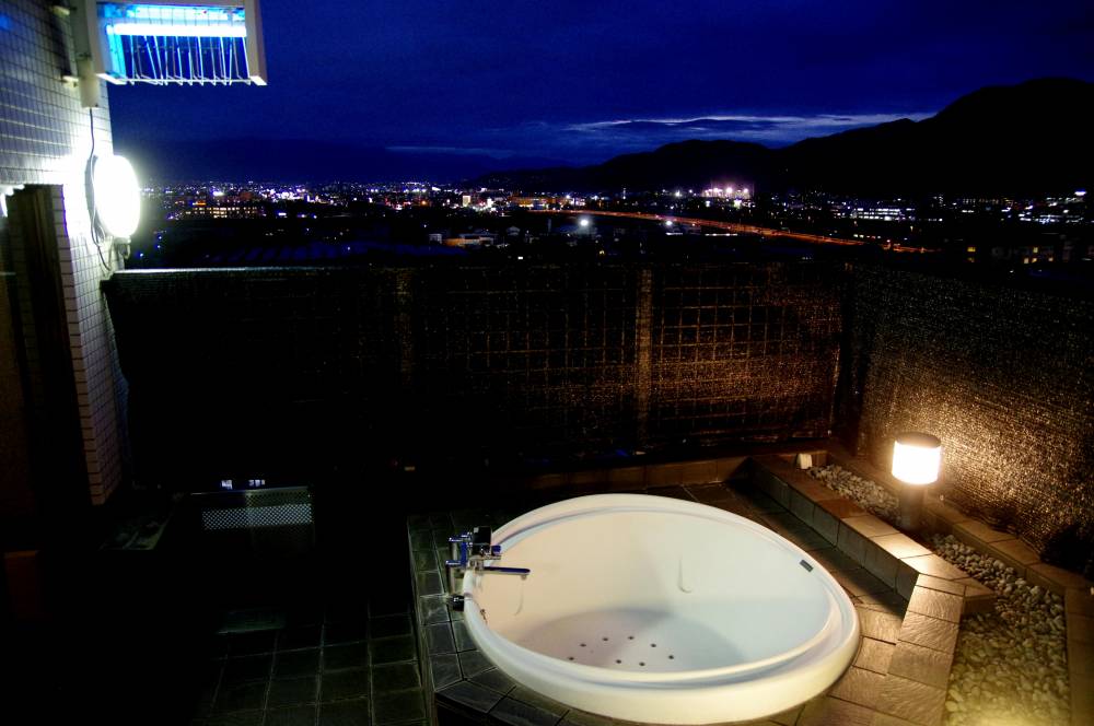 アメニティ1957 SWEET VIEW YAMANASHI(アメニティイチキュウゴウナナスイートビューヤマナシ)の画像1枚目