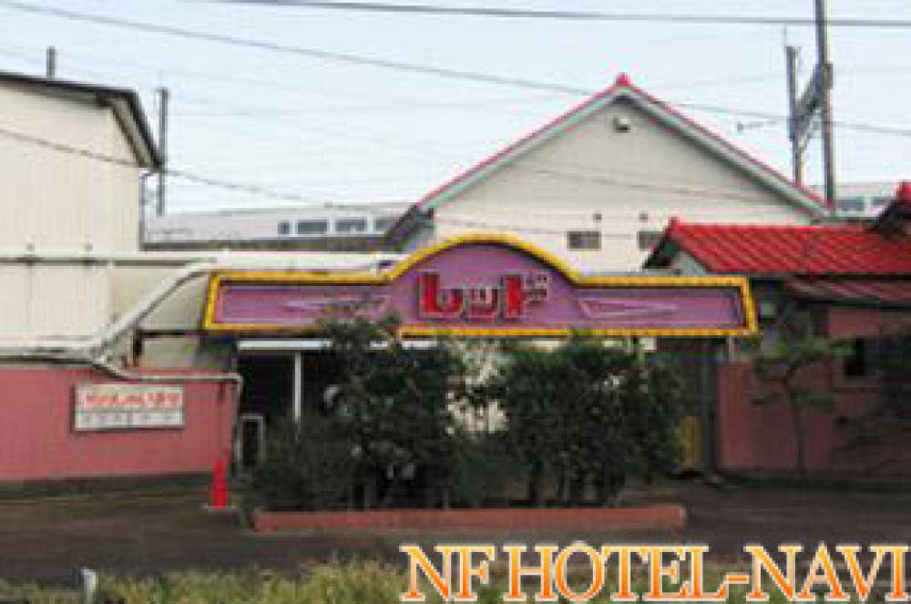 レッドの画像1枚目